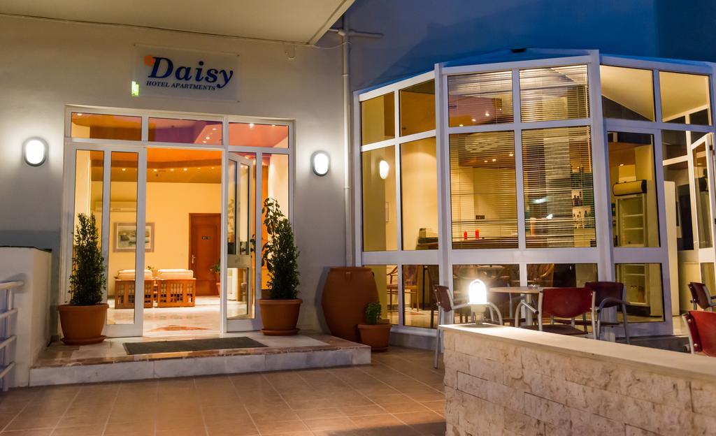 Daisy Hotel Apartments レティムノ エクステリア 写真
